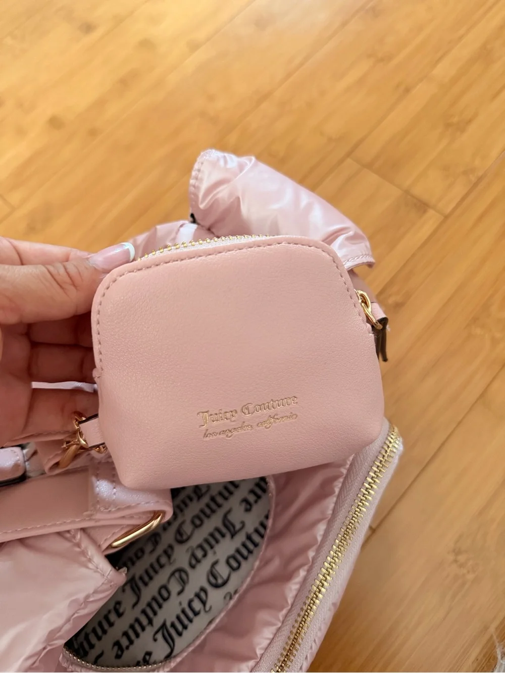 Juicy Couture soft light